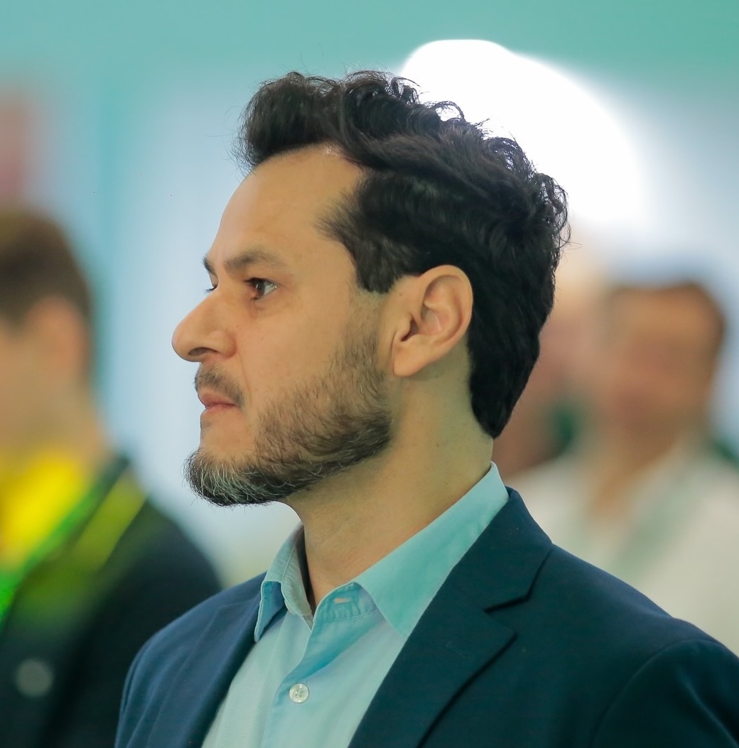 Rodrigo Mendes durante palestra